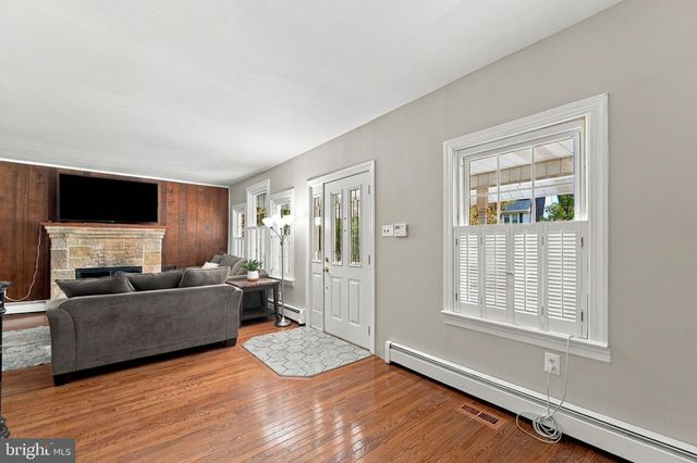 304 LAUREL AVE, Pitman, NJ 08071