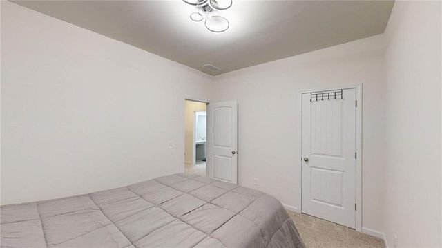 662 Blackshear Trl, Temple, GA 30179