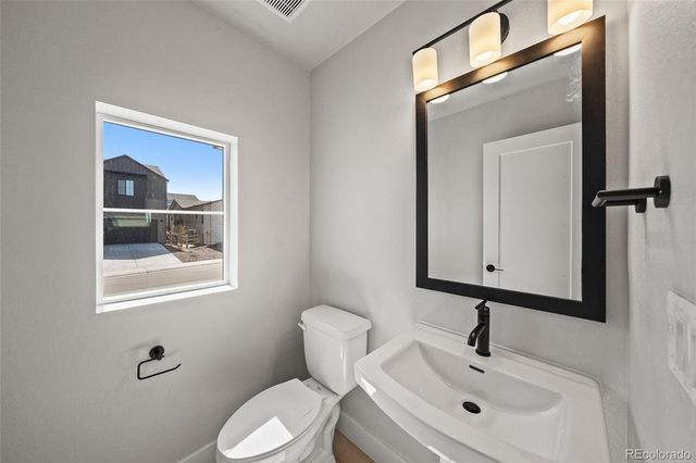 7321 Goldbloom Lane, Littleton, CO 80125