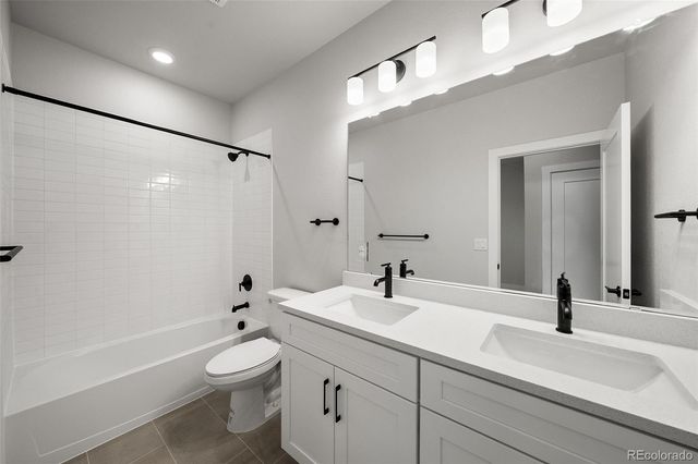 7321 Goldbloom Lane, Littleton, CO 80125