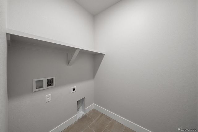 7321 Goldbloom Lane, Littleton, CO 80125