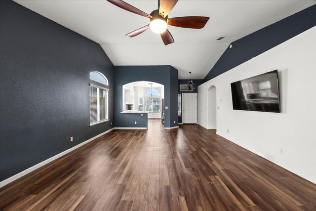 4142 Lake Placid Ct, Antelope, CA 95843