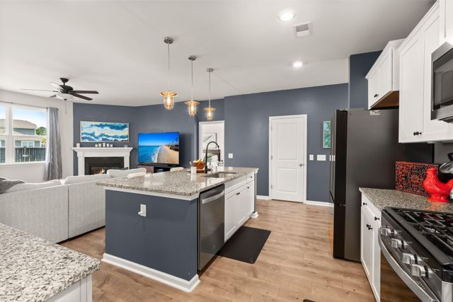 215 Shortmarsh Street, Summerville, SC 29486