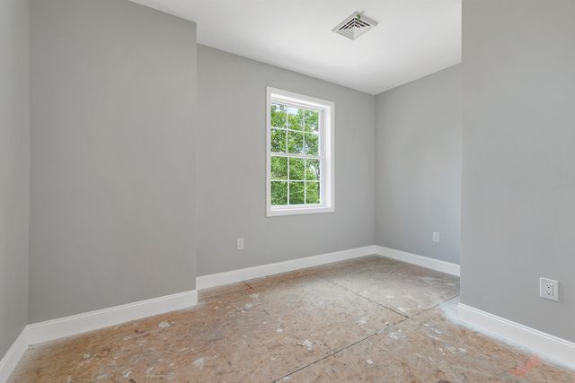 230 Aiden Circle, Belmont, NH 03220
