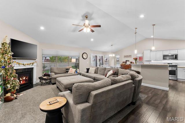 2524 Welsch Drive, Shiloh, IL 62221