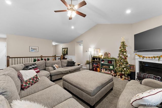 2524 Welsch Drive, Shiloh, IL 62221