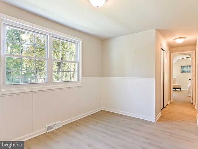 4400 YATES RD, Bensalem, PA 19020