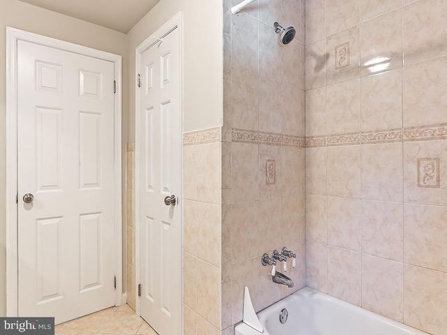 4400 YATES RD, Bensalem, PA 19020