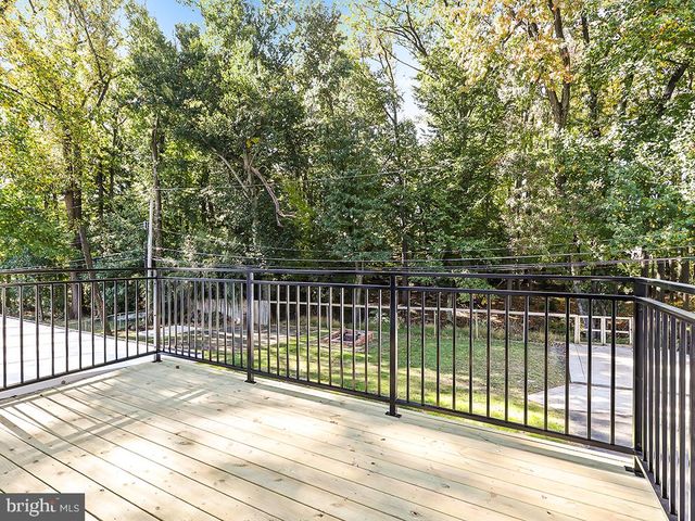 4400 YATES RD, Bensalem, PA 19020