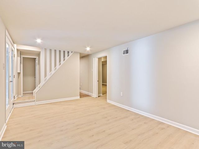 4400 YATES RD, Bensalem, PA 19020