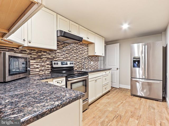4400 YATES RD, Bensalem, PA 19020
