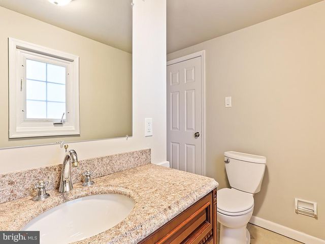 4400 YATES RD, Bensalem, PA 19020