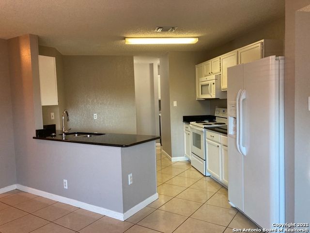 11910 GALLANT FRST, San Antonio, TX 78249