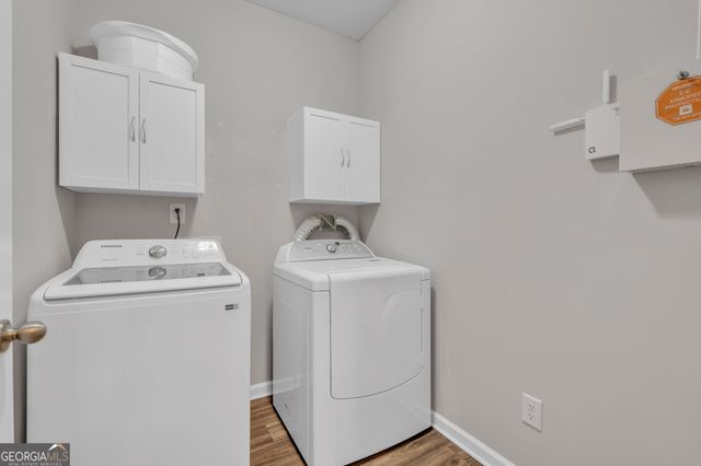 5 Hill Top Circle, Grantville, GA 30220