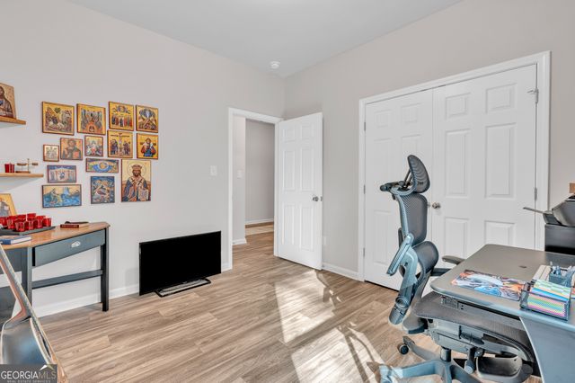5 Hill Top Circle, Grantville, GA 30220