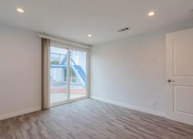 10332 Floralita, Sunland, CA 91040