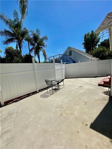 10332 Floralita, Sunland, CA 91040