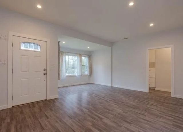 10332 Floralita, Sunland, CA 91040