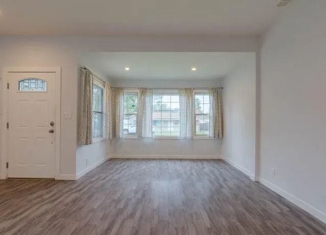 10332 Floralita, Sunland, CA 91040