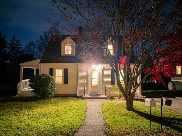 95 Colorado Avenue North, Torrington, CT 06790