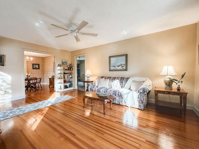 95 Colorado Avenue North, Torrington, CT 06790