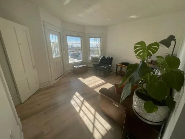 501 Manchester Street, Manchester, NH 03103