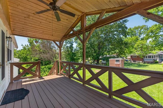 9909 Chantenay Drive, St Louis, MO 63123