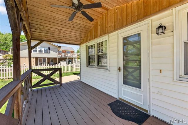9909 Chantenay Drive, St Louis, MO 63123