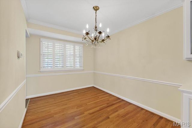 9909 Chantenay Drive, St Louis, MO 63123