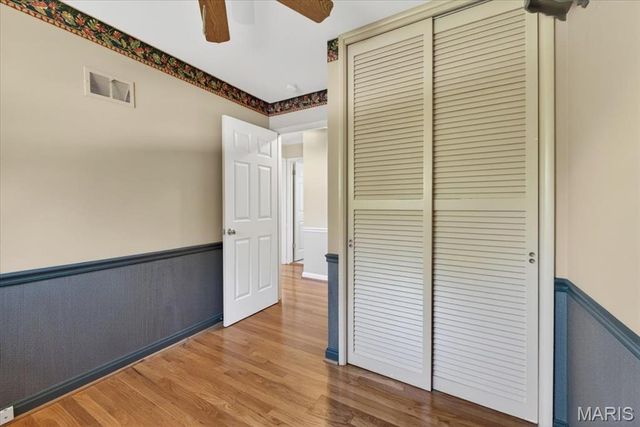 9909 Chantenay Drive, St Louis, MO 63123