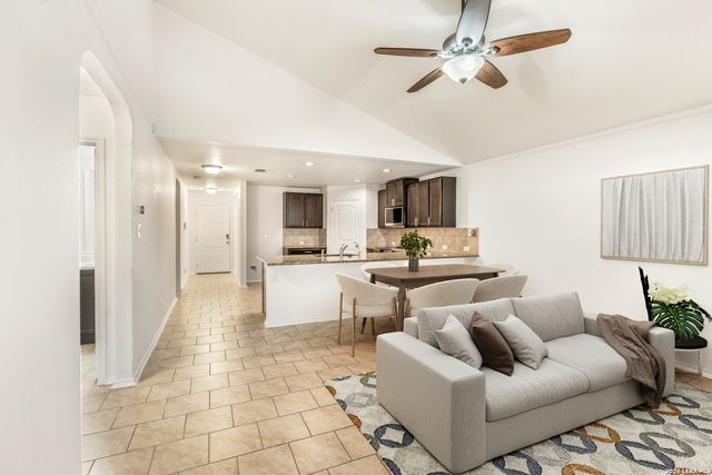 1803 Emerald Edge, San Antonio, TX 78245