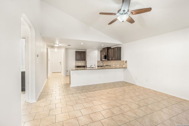 1803 Emerald Edge, San Antonio, TX 78245