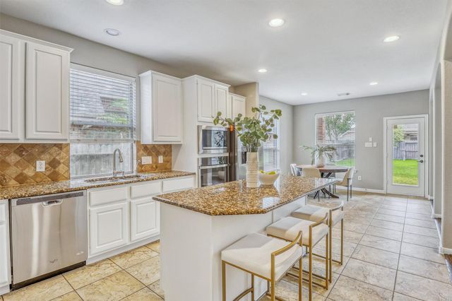 10918 Menaggio Court, Richmond, TX 77406
