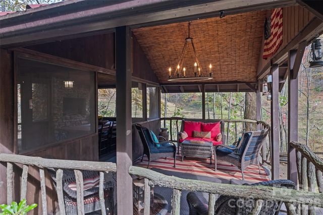 12 Victoria Rose Lane, Waynesville, NC 28785