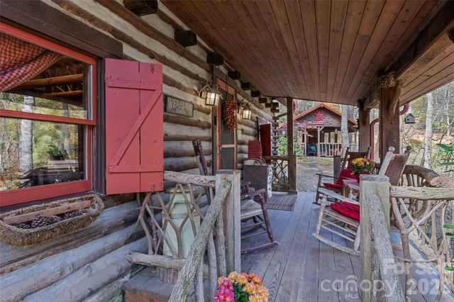 12 Victoria Rose Lane, Waynesville, NC 28785