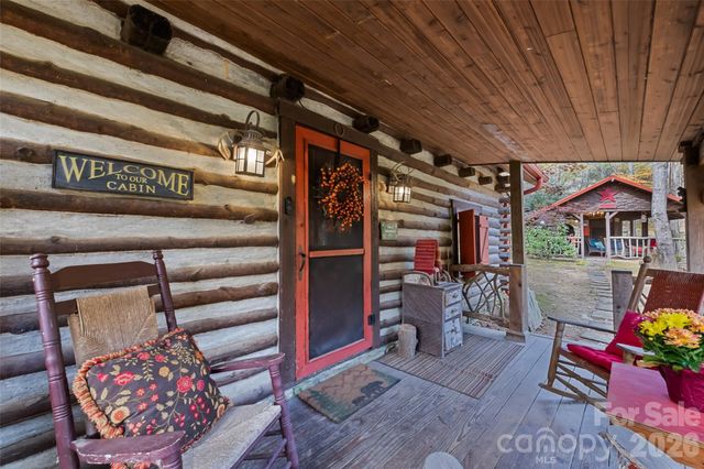 12 Victoria Rose Lane, Waynesville, NC 28785