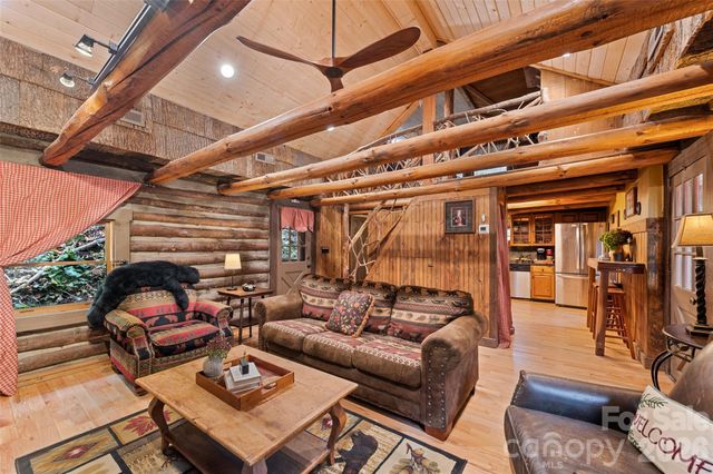 12 Victoria Rose Lane, Waynesville, NC 28785