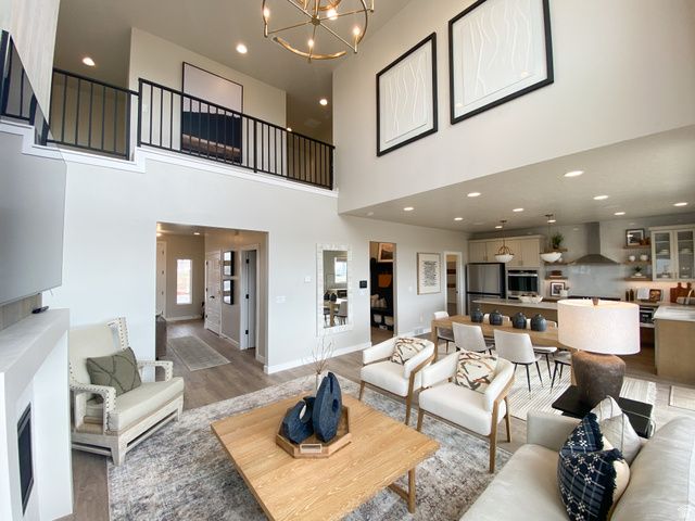 5158 S CENTURY WAY, Riverdale, UT 84405