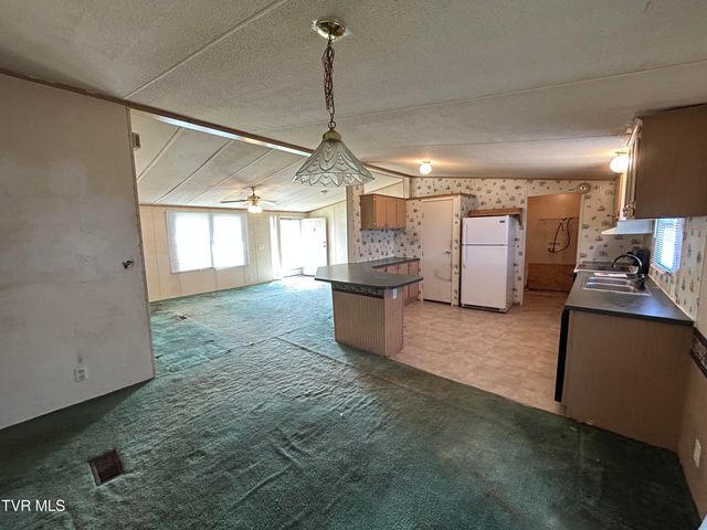 1861 Corby Bridge Road, Chuckey, TN 37641