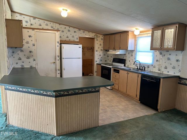 1861 Corby Bridge Road, Chuckey, TN 37641