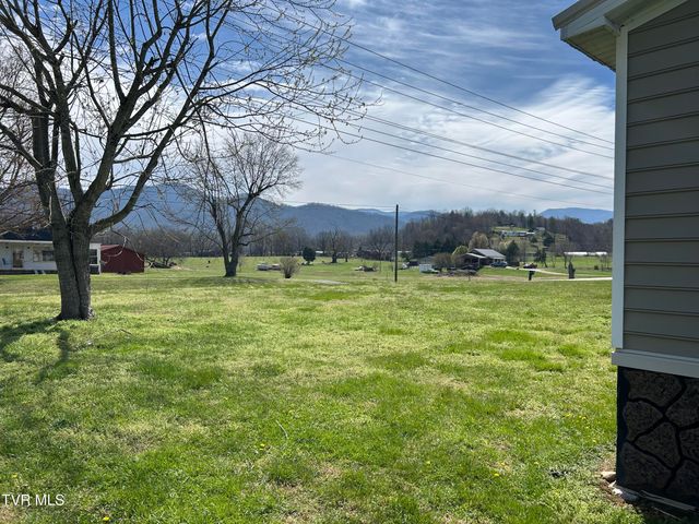 1861 Corby Bridge Road, Chuckey, TN 37641