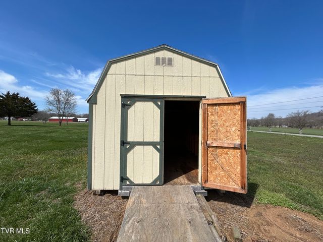 1861 Corby Bridge Road, Chuckey, TN 37641