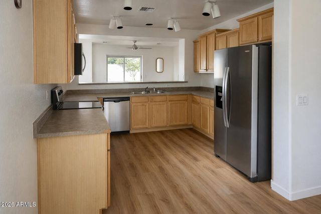 11536 W Oglesby Avenue, Youngtown, AZ 85363