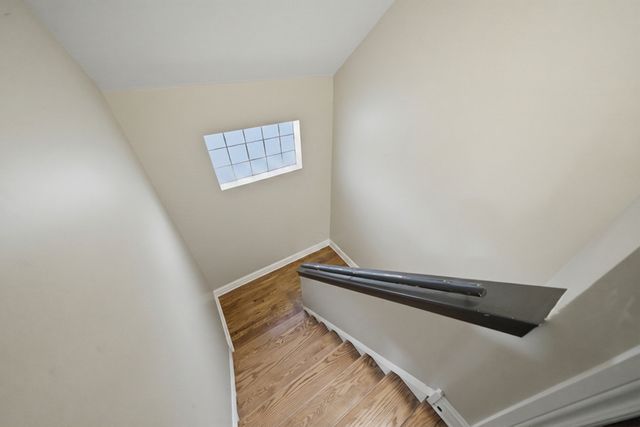 5422 S Oak Park Avenue, Chicago, IL 60638