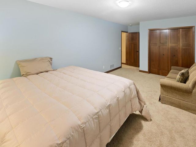 4037 Heritage Lane SE, Prior Lake, MN 55372