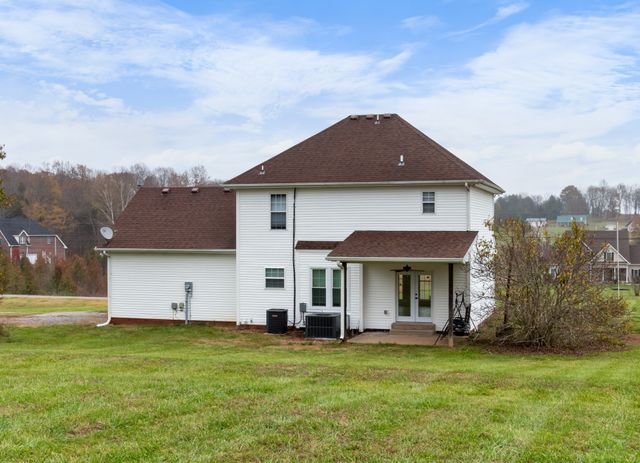 3020 Seven Mile Ferry Rd, Clarksville, TN 37040