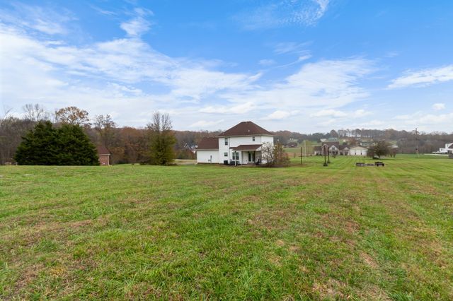 3020 Seven Mile Ferry Rd, Clarksville, TN 37040