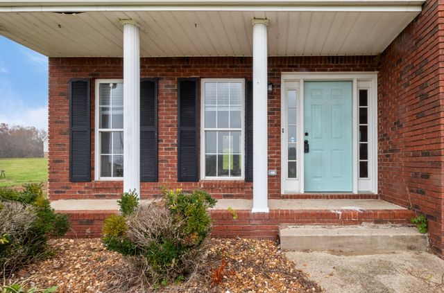 3020 Seven Mile Ferry Rd, Clarksville, TN 37040