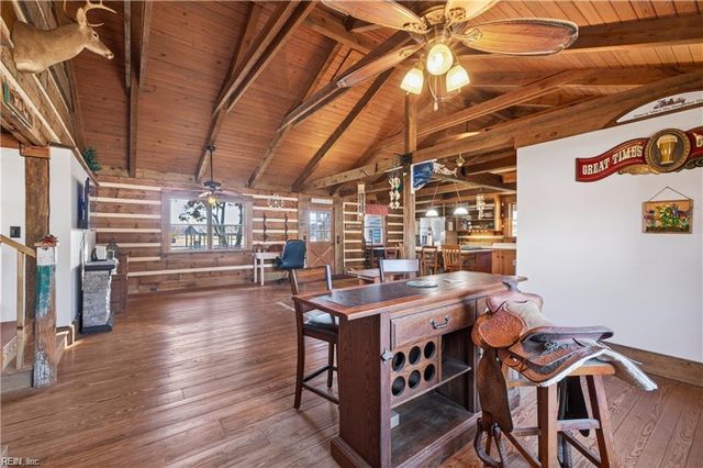 2820 Bunch Walnuts RD, Chesapeake, VA 23322