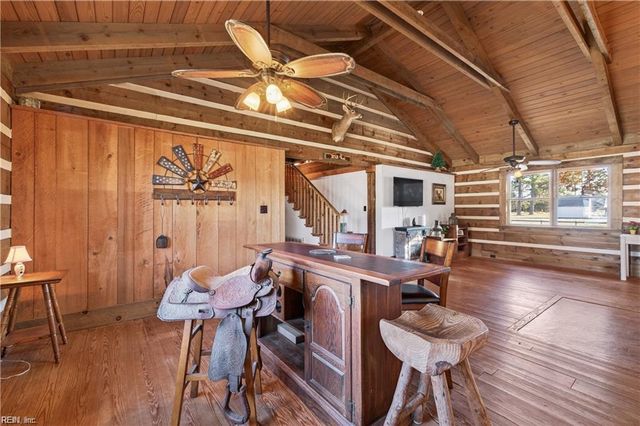 2820 Bunch Walnuts RD, Chesapeake, VA 23322